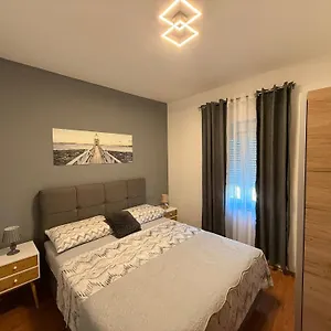 https://apartment-karma.hotelinzadar.com