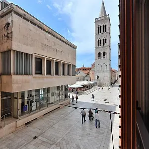 https://luka-residence-apartments.hotelinzadar.com